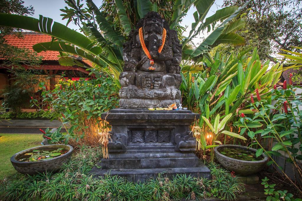 Pondok Anyar Hotel Kuta Lombok Kültér fotó